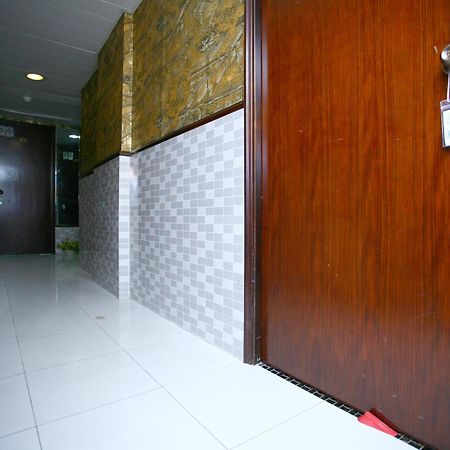 H K Commercial Inn Kowloon  Buitenkant foto