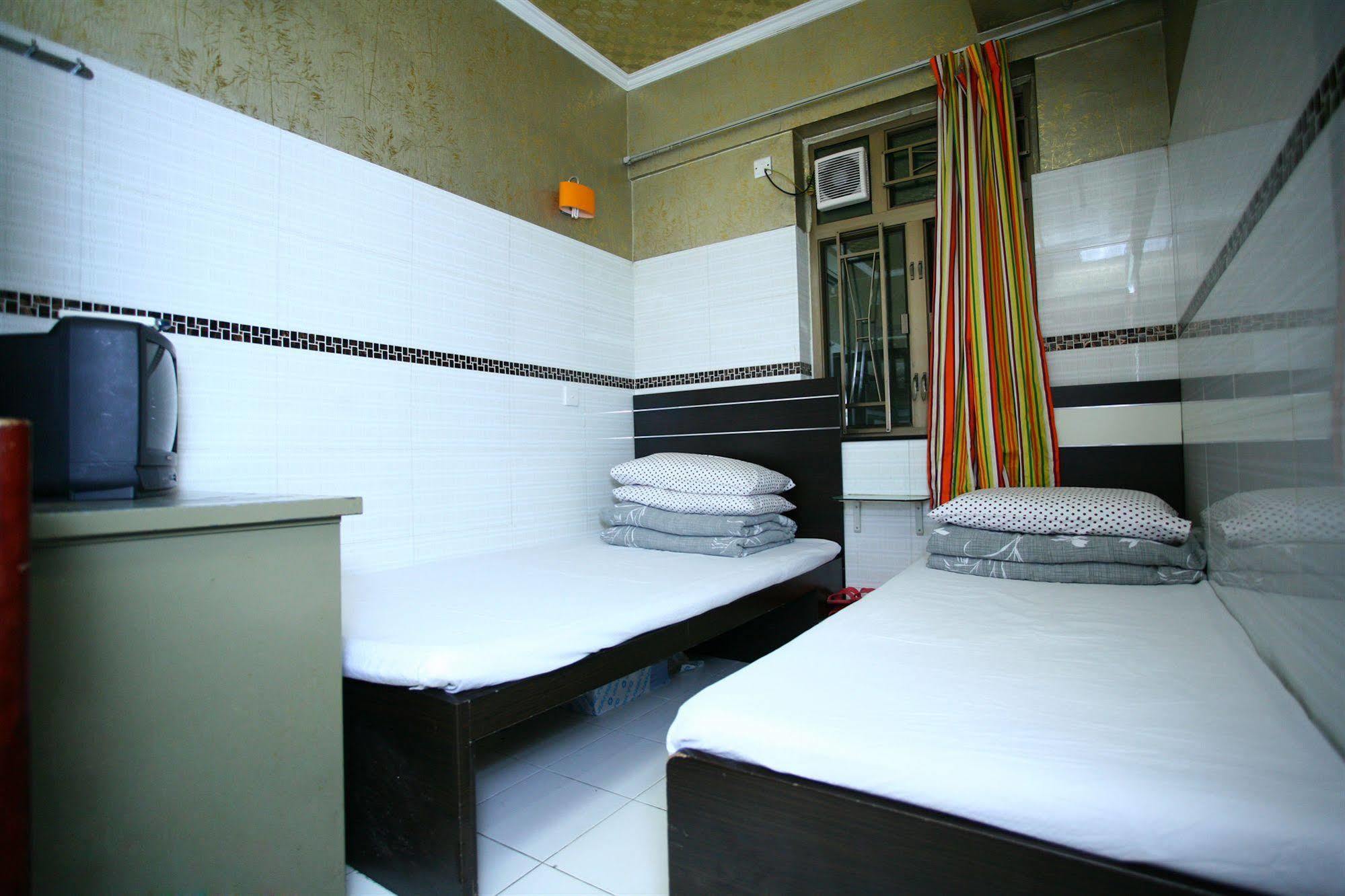 H K Commercial Inn Kowloon  Buitenkant foto